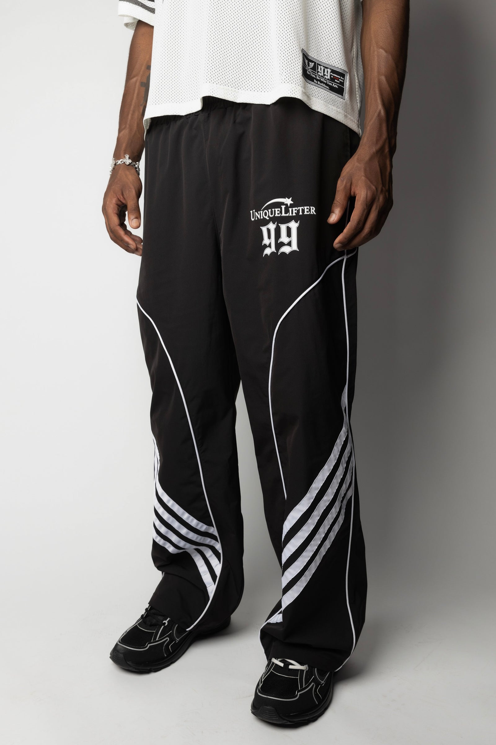 STREETWISE TRACK PANTS – UniqueLifter